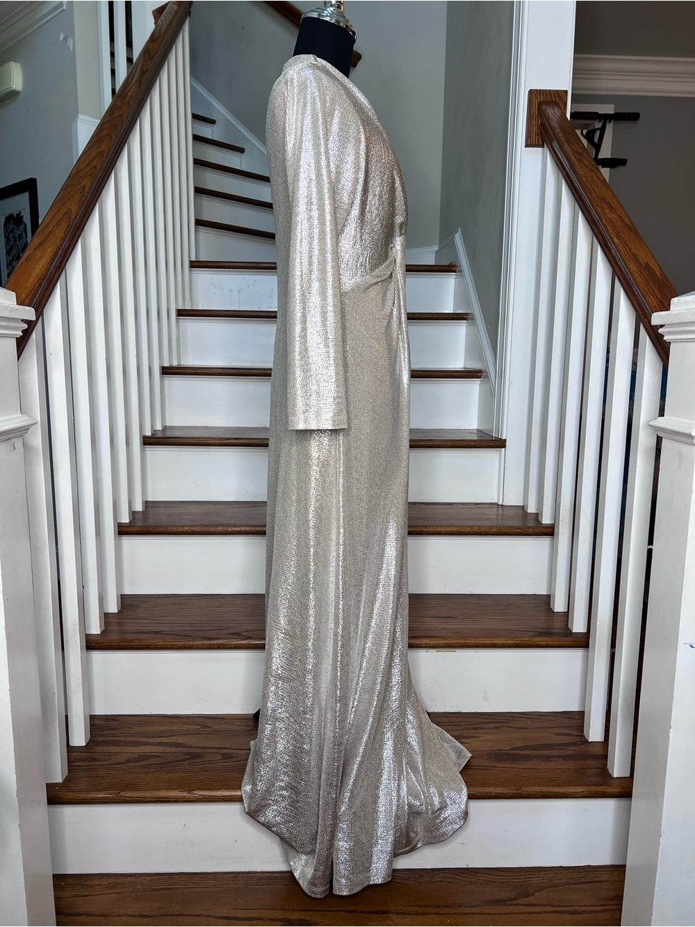 Tahari Arthur S. Levine Champagne Metallic Gown Maxi Dress Size 6 Formal - Picture 6 of 10